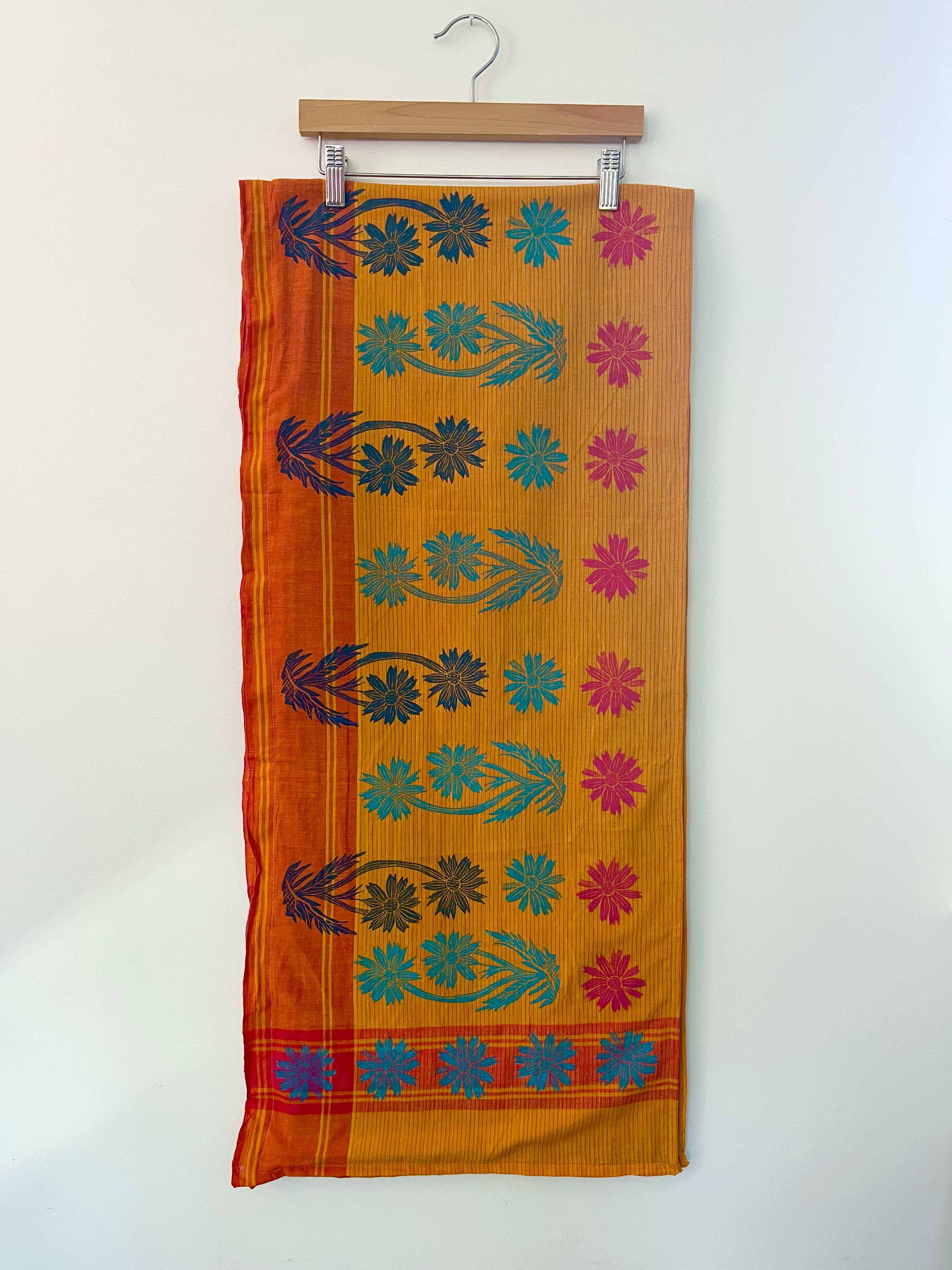 Table Runners/Wall Art - Image 2
